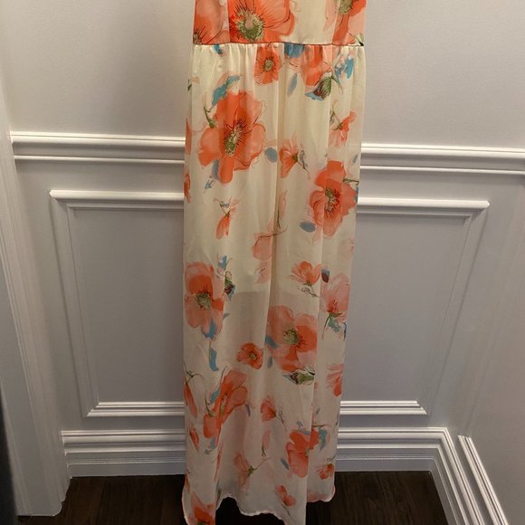 She + Sky Floral Dress - NWT - Picture 2 of 5